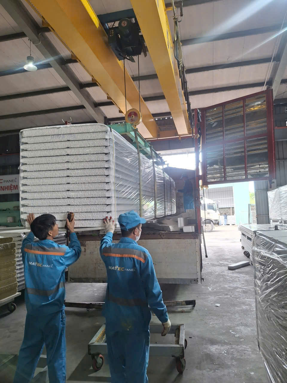 z7066051211544_a2bdbb7253013a7ce5fb627757be7baf